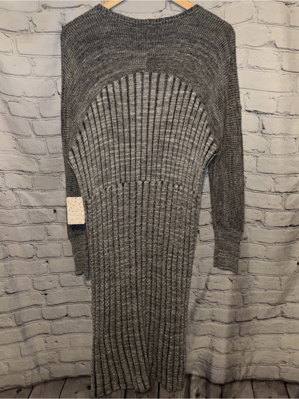Free People Shadow Stripe Pocket Long Cardigan Size L. V Neck Boho Beachy NWT - Picture 4 of 6